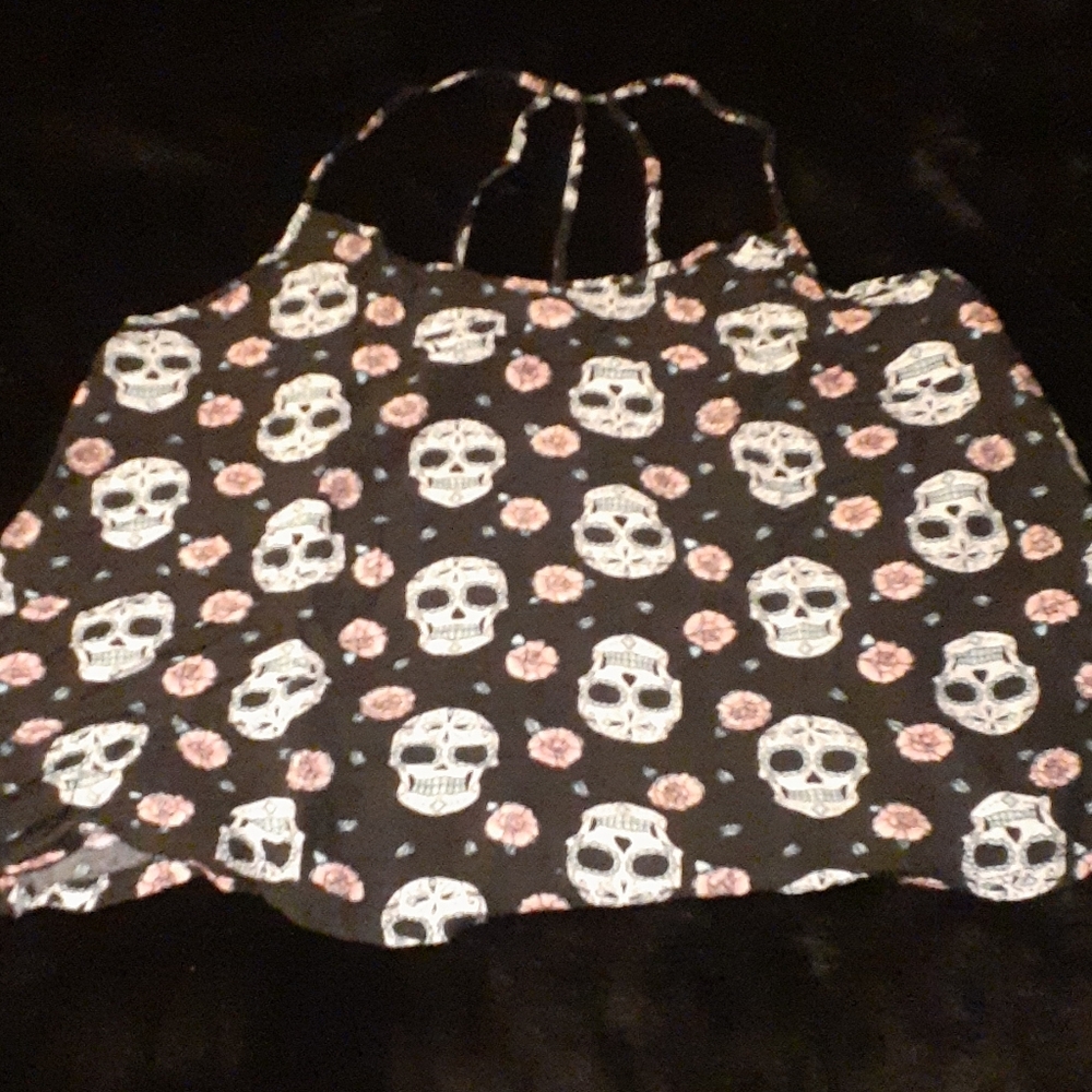Black strappy skull and roses tank top